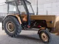 Ciągnik Ursus C-360. Zastanawiasz się, jak zwiększyć ciśnienie pompy hydraulicznej c-360? Ten traktor może pomóc w pracach polowych.