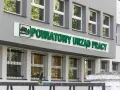 Powiatowy Urząd Pracy. Zastanawiasz się, ile czasu na zarejestrowanie w urzędzie pracy po zwolnieniu? Tu uzyskasz pomoc.