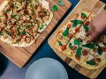 Pizza 40 cm: Dla ilu osób wystarczy, by nikt nie był głodny?