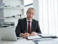 Kto płaci za notariusza przy wynajmie mieszkania? Sprawdź, co musisz wiedzieć