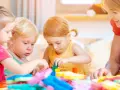 Zabawy integracyjne dla rodziców i dzieci, które budują relacje i radość