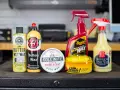 En samling bilvaxprodukter, inklusive Adam's Polishes Buttery Wax och Collinite Super Doublecoat Auto Wax, som alla lovar världens bästa bilvax-finish.