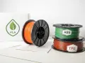 Szpule filamentów PLA, PETG, ABS i TPU. PETG właściwości sprawiają, że jest świetnym wyborem do druku 3D.