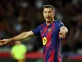 Robert Lewandowski w koszulce FC Barcelony. Grał w klubach takich jak Borussia Dortmund, Bayern Monachium, a teraz w Barcelonie.