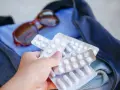 Jakie leki na wakacje do Turcji? Niezbędne medykamenty, które warto mieć