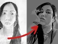 Un autoportrait dessin au crayon à gauche, et une version numérique plus stylisée à droite, montrant une évolution artistique.