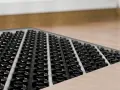Sistema di riscaldamento a pavimento con pannelli a rilievo, una soluzione per la pavimentazione senza massetto.