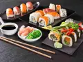 Z czym zrobić sushi? Kompletny przewodnik po składnikach