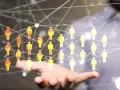 Marketing sieciowy: Zrozum MLM, odróżnij od piramidy, oceń szansę