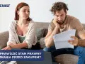 Para analizująca dokumenty przed zakupem mieszkania w bloku.