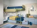 Letto a castello da che età? Questa cameretta colorata con letti a castello, divanetto e tanti giochi è perfetta per bambini dai 6 anni in su.