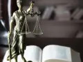 Ile czasu ma sąd na wydanie wyroku? Sprawdź, co wpływa na terminy
