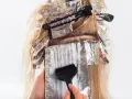 Haar entfärben: So entfernen Sie unerwünschte Haarfarbe effektiv