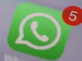 WhatsApp-Logo mit Benachrichtigungszahl 5 in einem roten Kreis.