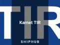 Duże białe litery TIR na granatowym tle. Pośrodku napis "Karnet TIR" i poniżej "SHIPHUB".