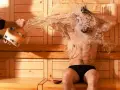 Sauna po treningu: Jak bezpiecznie przyspieszyć regenerację?