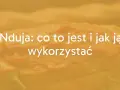 Nduja: co to jest i jak ją wykorzystać. Pikantna pasta na chlebie, z papryczką chili w tle.