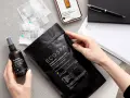 Zestaw DIY z witaminą C i hydrolatem z czarnej porzeczki – idealny sposób, jak dbać o cerę po 30. dla promiennej skóry.