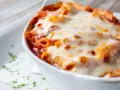 Perfekcyjna zapiekanka makaronowa z kurczakiem? Poznaj sekrety!