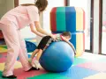 Terapia sensoryczna Wrocław: Diagnoza, koszty, wybierz mądrze!