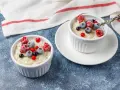 Co to jest pudding? Poznaj różnice i smaki tego deseru