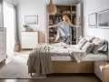 Co postawić na komodzie w sypialni? 7 zasad i gotowe pomysły