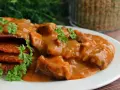 Jak zrobić gulasz na obiad, który zachwyci Twoich bliskich?