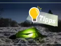 Leuchtendes Zelt im Schnee bei Nacht. Tipps für dein nächstes Winter-Camping-Abenteuer.