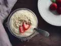 Czy jogurt grecki jest zdrowy? Odkryj jego ukryte korzyści zdrowotne