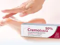Cremobaza 50% – krem z mocznikiem na zrogowacenia. Skóra pięt, stóp, łokci i kolan staje się gładka.
