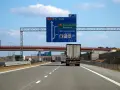 Droga ekspresowa z tablicą kierunkową A1, E75, Łódź, Częstochowa, Katowice.
