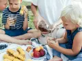 Co na piknik dla dziecka: najlepsze pomysły na jedzenie i zabawy