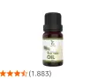 Flacone di tea tree oil, ideale per combattere le macchie del viso. Valutazione 4,5 stelle.