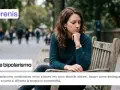 Donna pensierosa su una panchina, con testo su ADHD e bipolarismo.