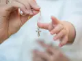 Co na prezent na chrzciny? 10 wyjątkowych pomysłów, które zachwycą