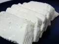 Czy halloumi ma laktozę? Sprawdź, czy możesz jeść ten ser bez obaw