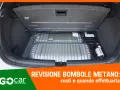 Bagagliaio auto con bombole metano. Scopri la revisione bombole metano ogni quanto va fatta.