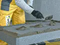 Jak skutecznie kleić styropian do dysperbitu - najlepsze metody i porady