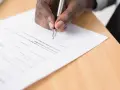 Kiedy oświadczenie woli jest nieważne? Wady i skutki prawne, które musisz znać