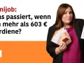 Frau mit Geld und Kalender fragt: "Minijob: Was passiert, wenn ich mehr als 603 € verdiene?" – Infos zu Minijob, Urlaubsgeld & Co.