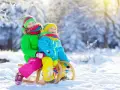 Jakie sanki dla rocznego dziecka zapewnią bezpieczeństwo i komfort?