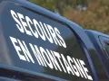 Véhicule de secours en montagne, prêt à intervenir sur le GR20, même en cas de mort.