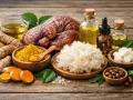 Naturalne składniki: kurkuma, grzyby reishi, olejki i białe grzyby, które mogą zawierać betaglukan.