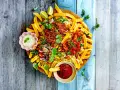 Z czym jeść frytki? Klasyka, loaded fries i wege inspiracje