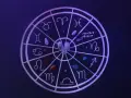 Koło zodiaku z symbolami i kamieniami. Znaki kardynalne astrologia w centrum.