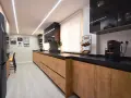 Cocina madera y negra: ¿Cómo lograr un diseño elegante y funcional?