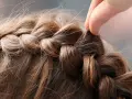 Flechtfrisuren für mittellanges Haar: Einfache Styles für jeden Anlass