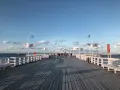 Spacer po molo w Sopocie, idealne miejsce na spacer po przyjeździe z Gdańska.