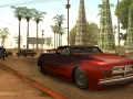 Postacie z GTA San Andreas, gra wydana w 2004 roku, uciekają przed policją w Los Santos.