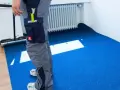 Jak łączyć wykładzinę dywanową bez błędów - krok po kroku